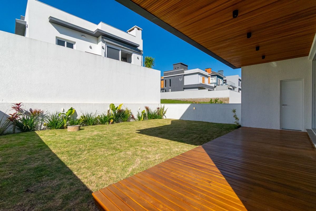 Casa de Condomínio à venda com 3 quartos, 261m² - Foto 45