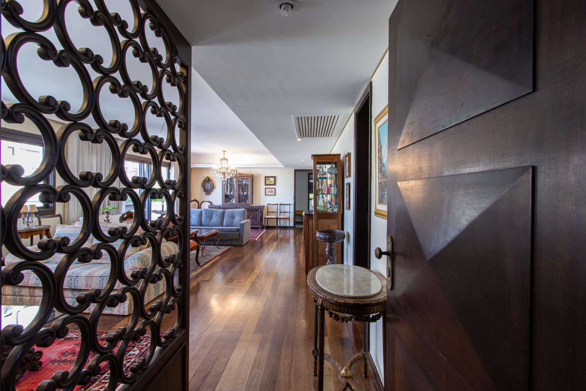 Oportunidade no Bela Vista, apartamento com 3 dormitórios em 154 m²