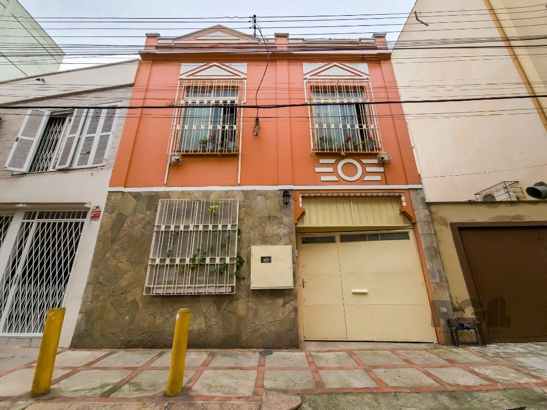 Casa à venda com 2 quartos, 257m² - Foto 2