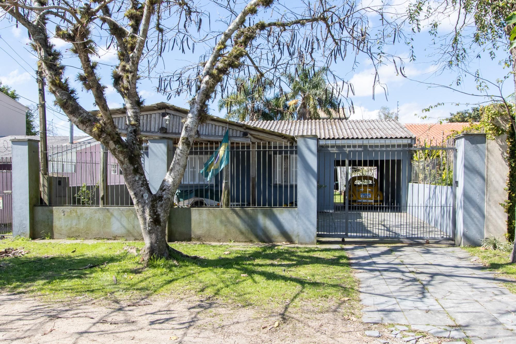 Sobrado amplo 4 dormitórios com piscina e casa extra no mesmo terreno – Hípica