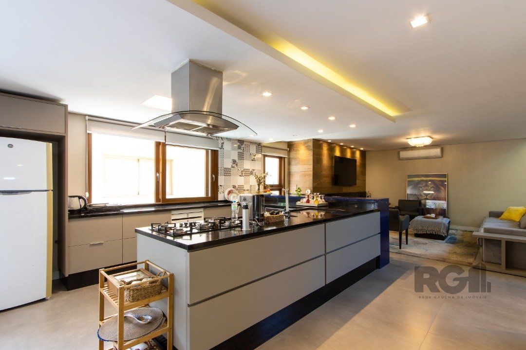 Casa de Condomínio à venda com 3 quartos, 231m² - Foto 11