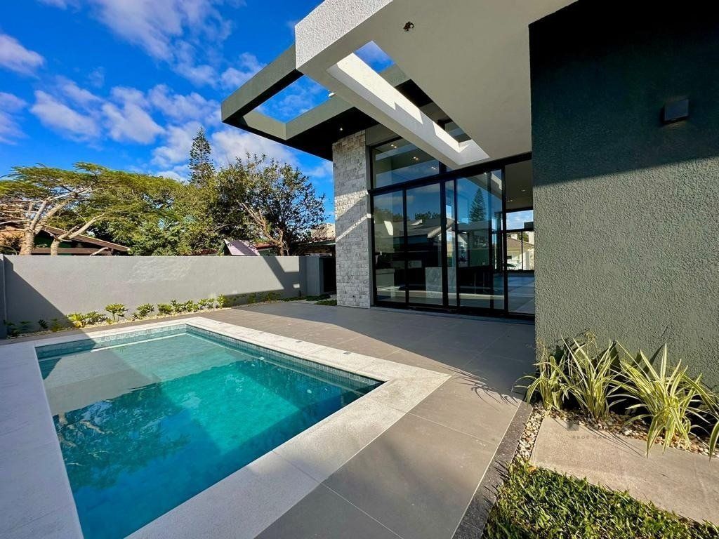 Casa, 4 quartos, 270 m² - Foto 23