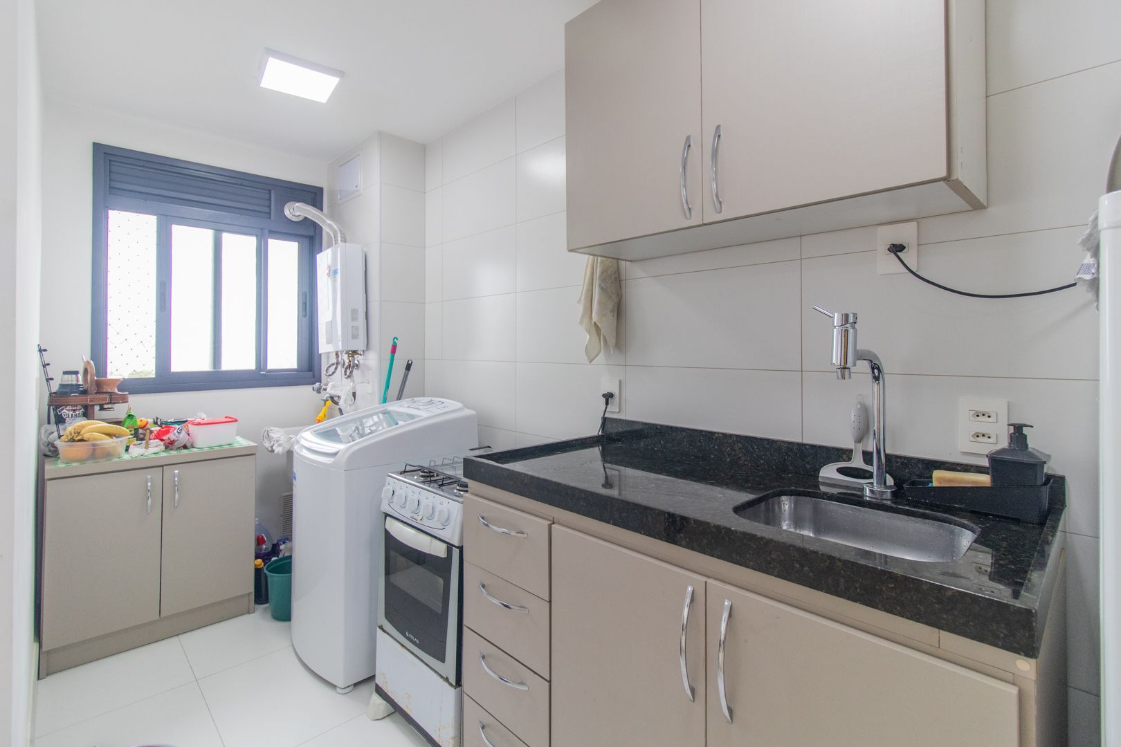 Apartamento à venda com 2 quartos, 58m² - Foto 5