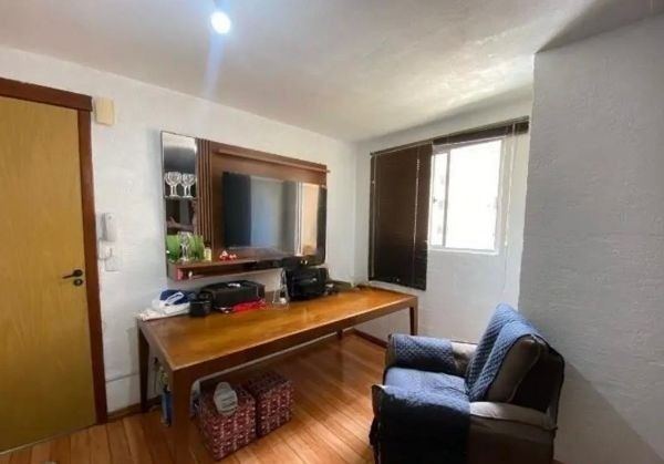 Apartamento 2 dormitórios no bairro Lomba do Pinheiro