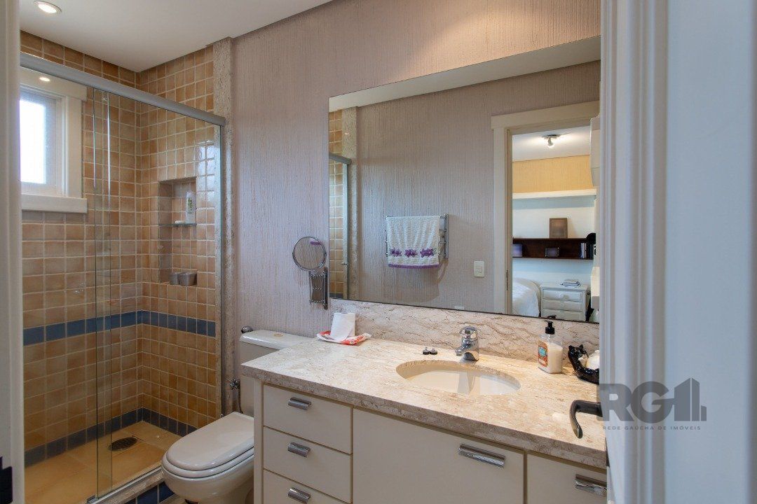Casa de Condomínio à venda com 3 quartos, 330m² - Foto 35