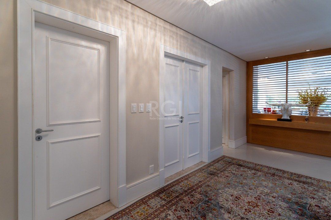 Casa de Condomínio à venda com 4 quartos, 587m² - Foto 7