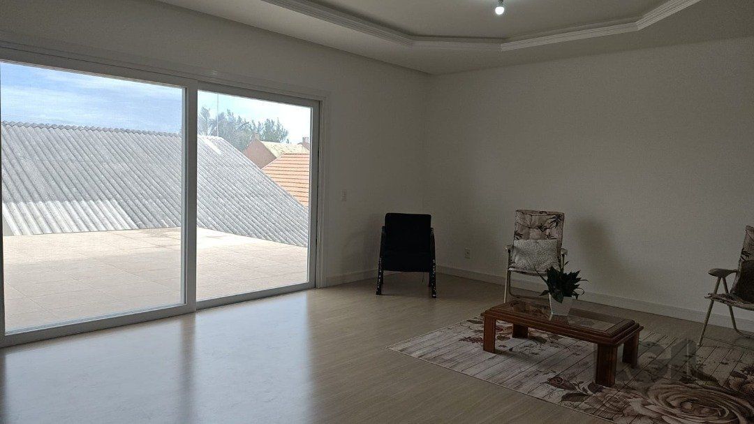 Casa à venda com 6 quartos, 320m² - Foto 25