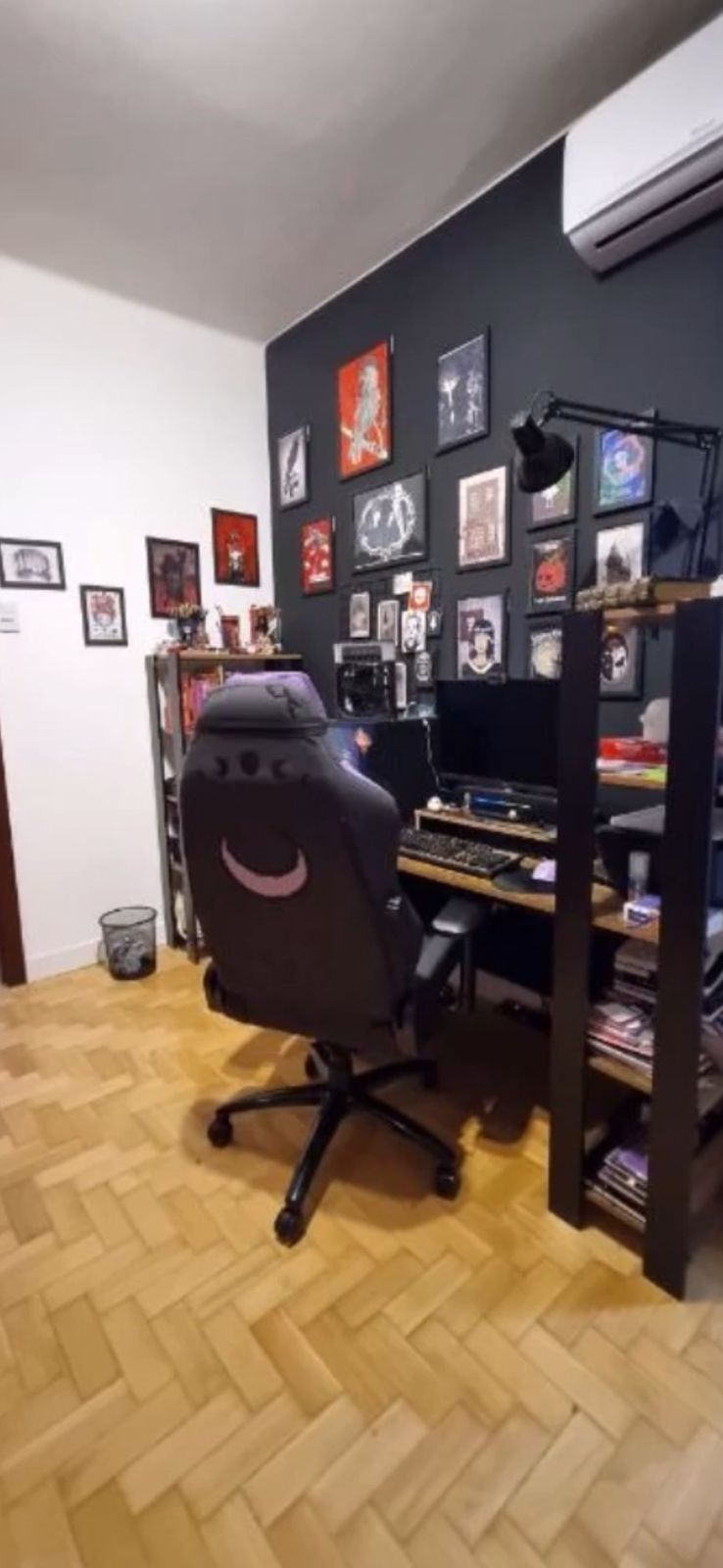 Apartamento Semi-mobiliado de 2 Quartos no Bairro Bom Fim