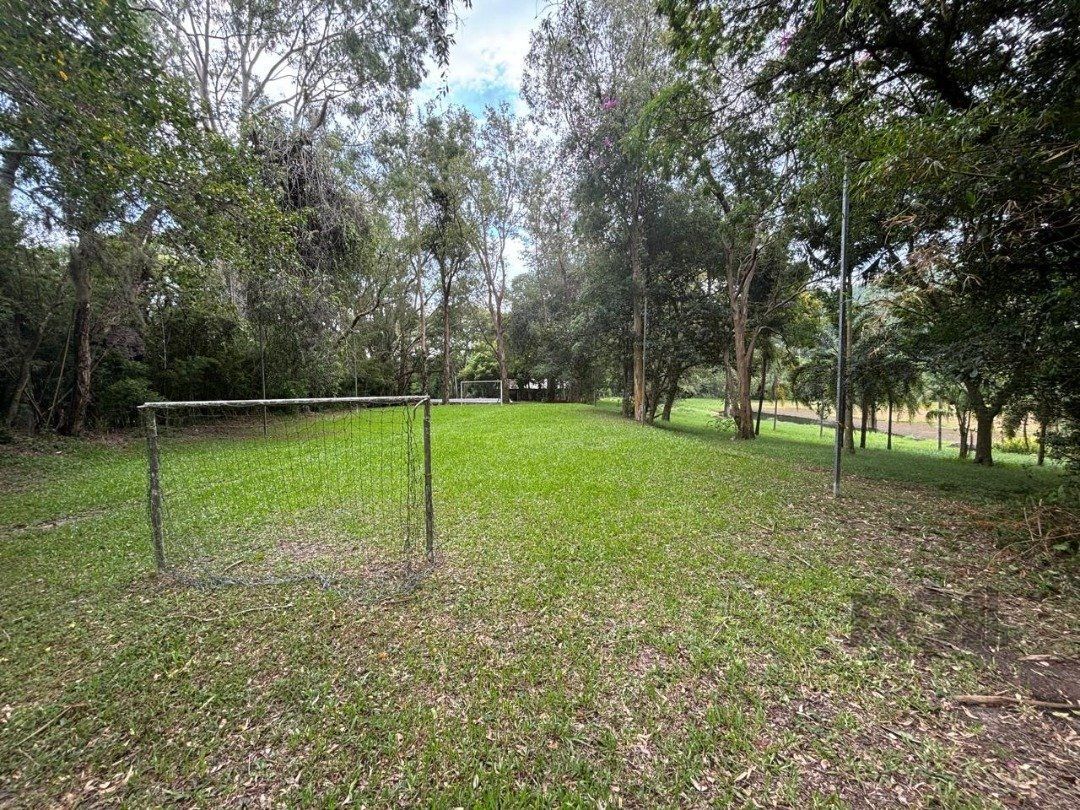 Sítio à venda com 5 quartos, 201m² - Foto 18