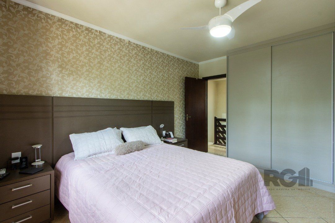 Casa de Condomínio à venda com 3 quartos, 360m² - Foto 49