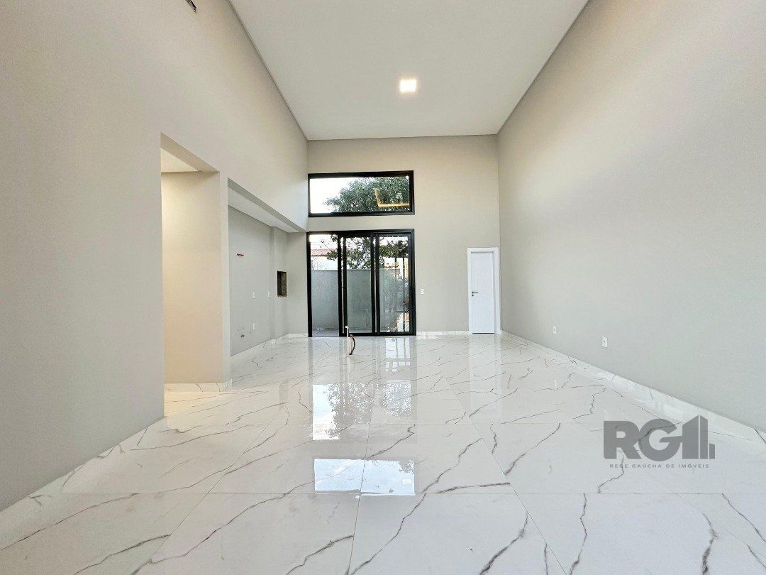 Casa à venda com 3 quartos, 173m² - Foto 2