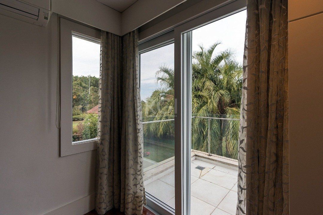Casa de Condomínio à venda com 4 quartos, 664m² - Foto 34