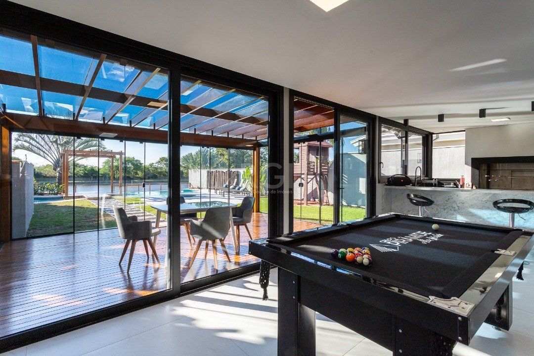 Casa à venda com 3 quartos, 320m² - Foto 27