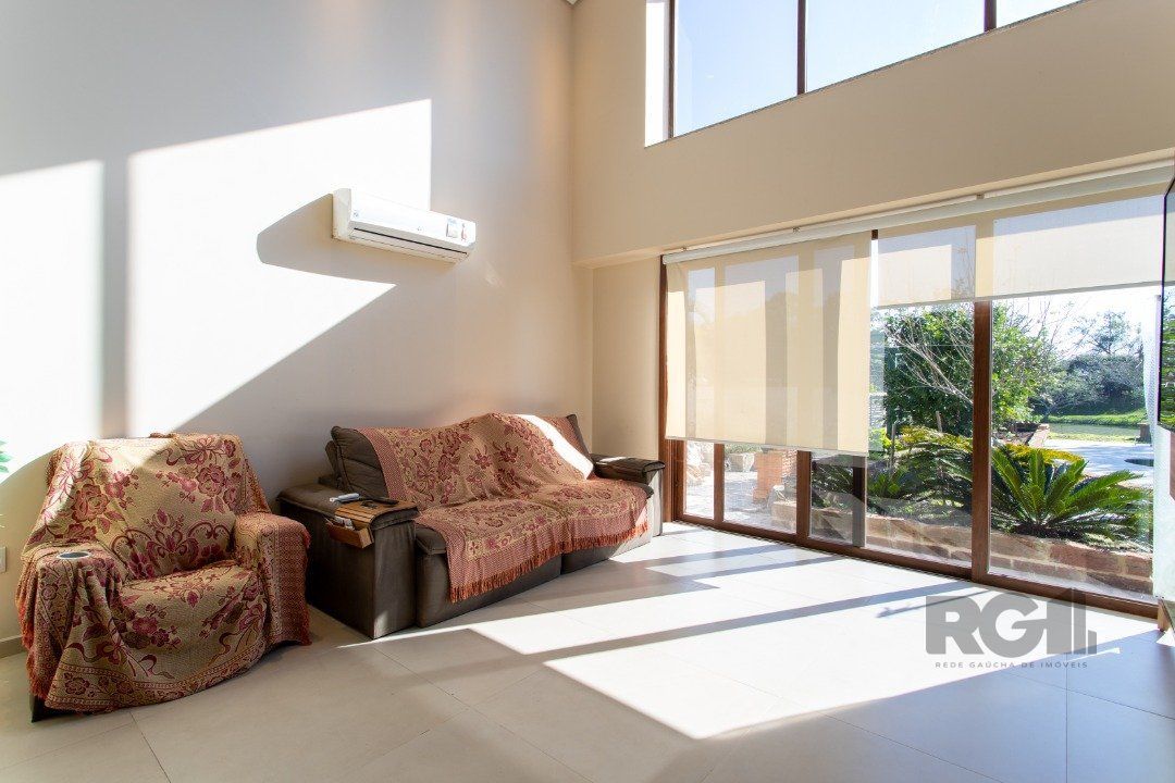 Casa de Condomínio à venda com 4 quartos, 226m² - Foto 17