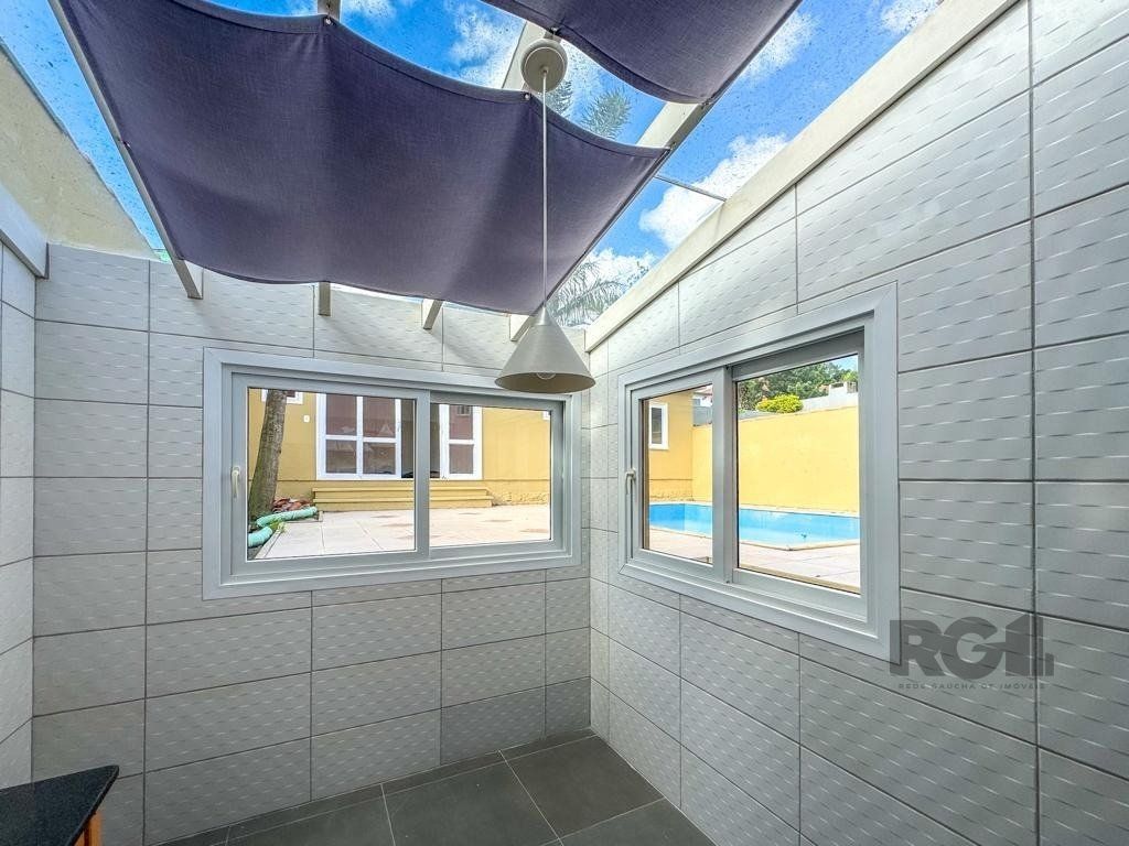 Casa de Condomínio à venda com 3 quartos, 297m² - Foto 10