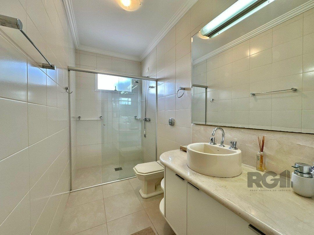 Casa de Condomínio à venda com 5 quartos, 323m² - Foto 23