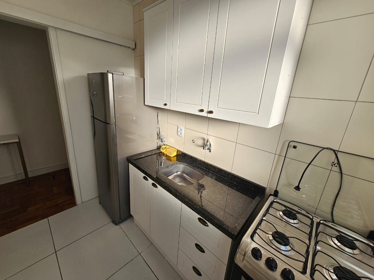 Apartamento à venda com 2 quartos, 43m² - Foto 2