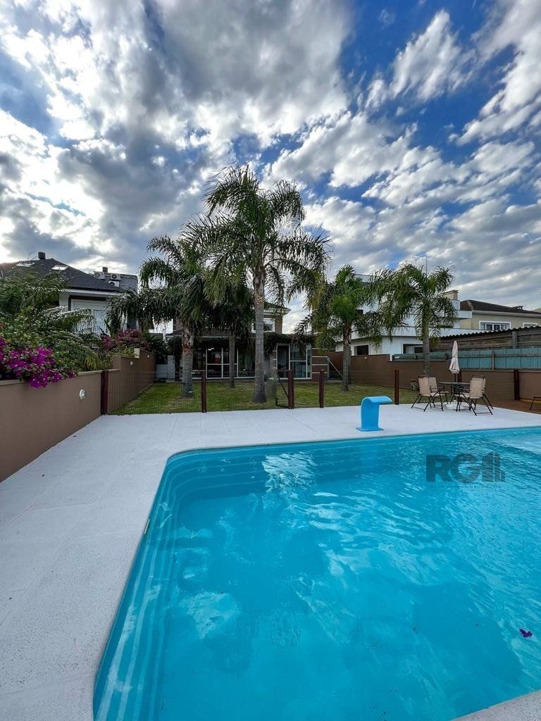 Casa de Condomínio à venda com 4 quartos, 320m² - Foto 38