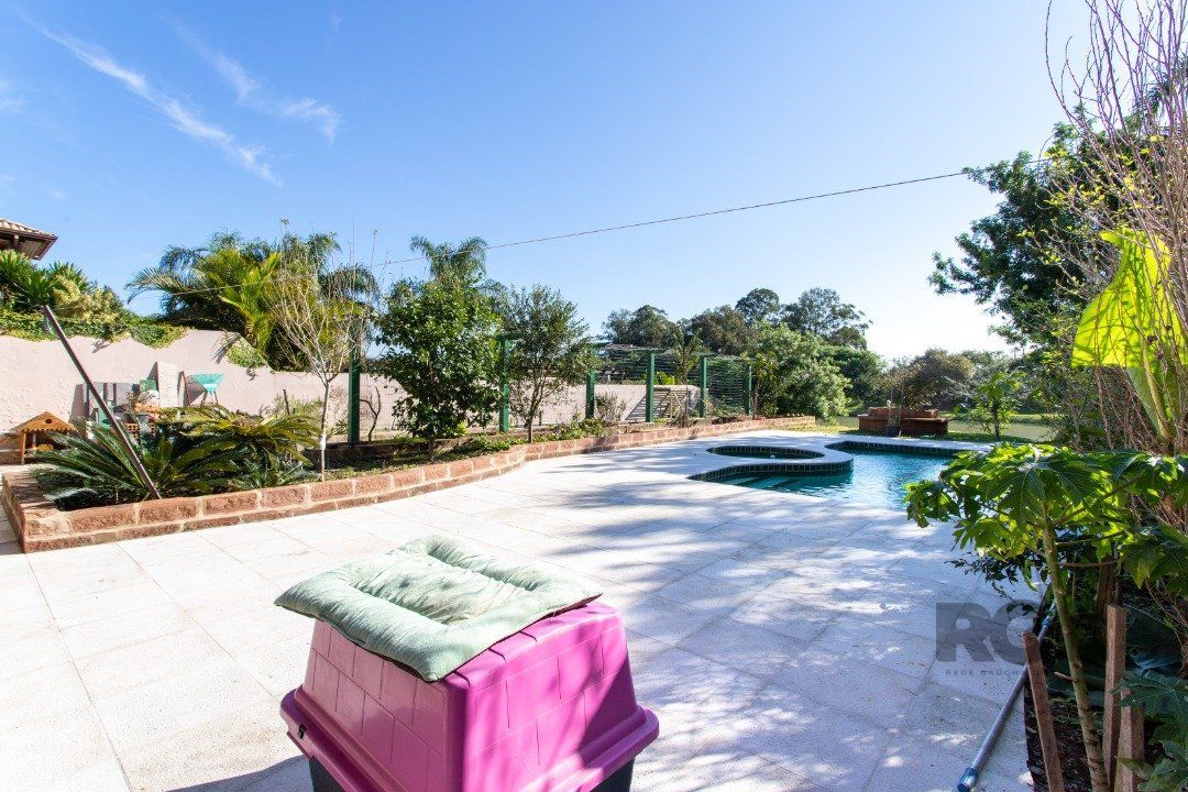 Casa de Condomínio à venda com 4 quartos, 226m² - Foto 26