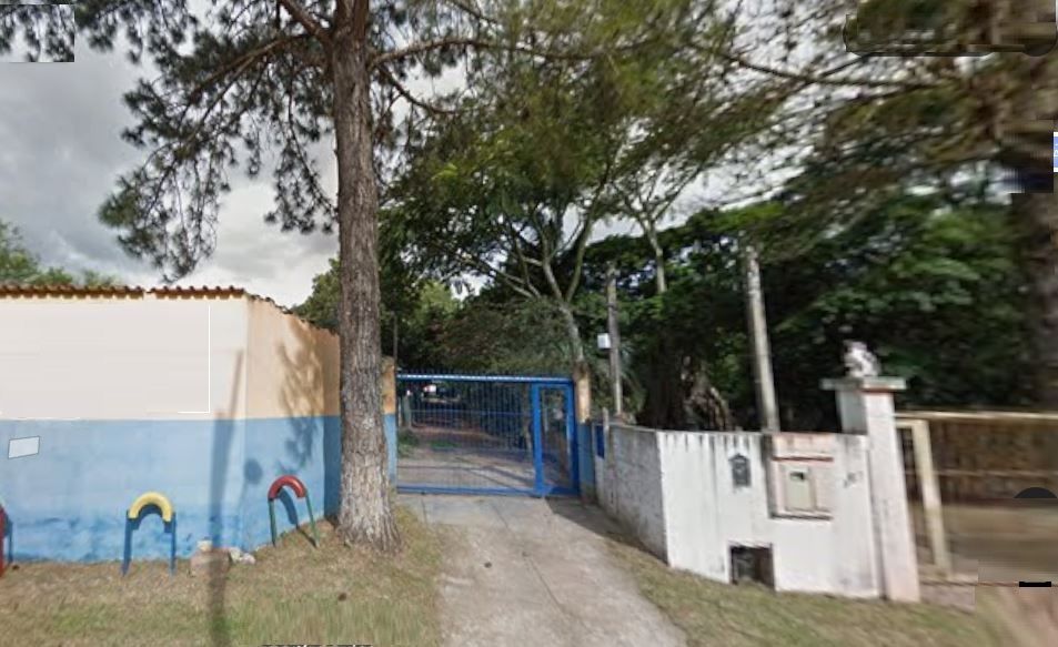 Sítio com 300m² no bairro Belém Novo em Porto Alegre para Comprar