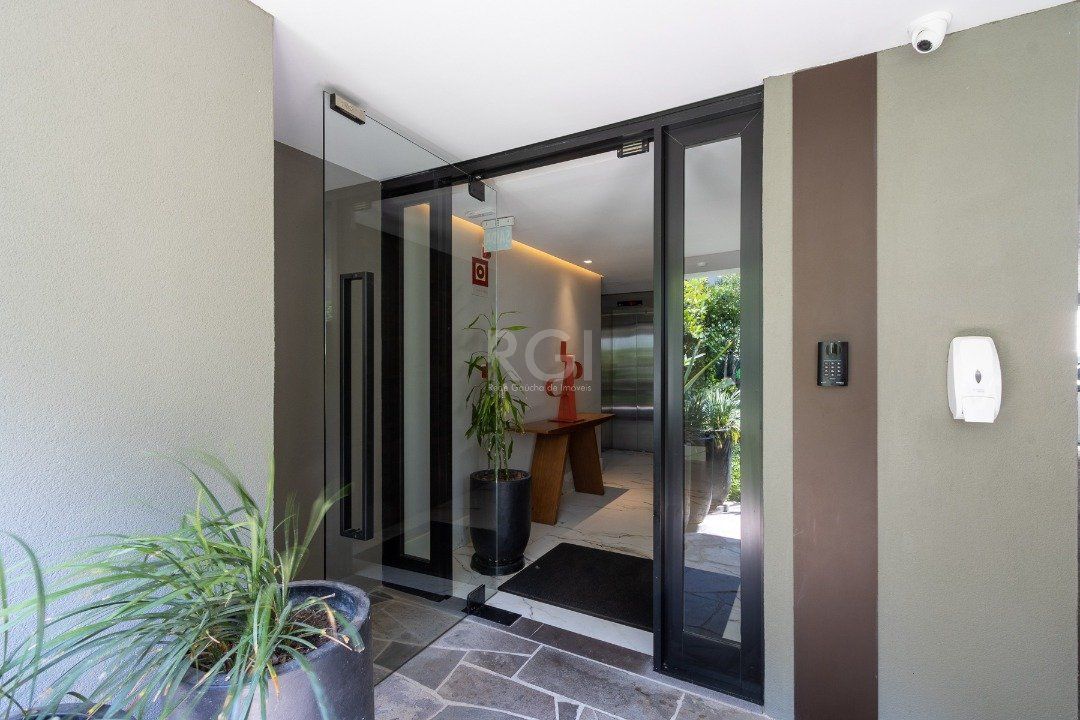 Apartamento à venda com 3 quartos, 146m² - Foto 3