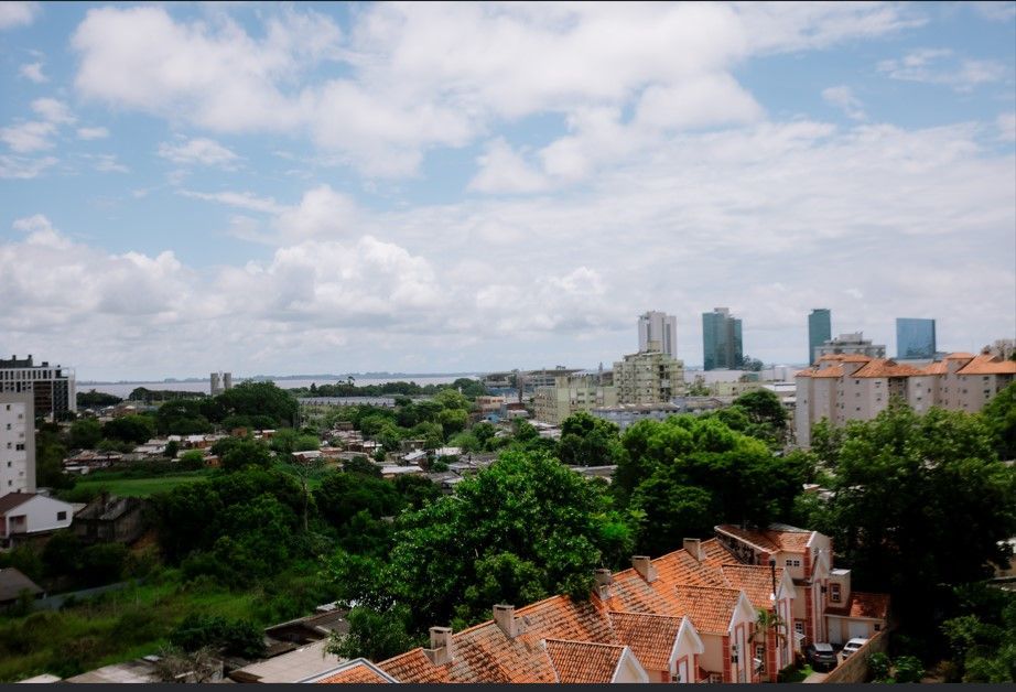 Apartamento com 69m², 2 dormitórios no bairro Camaquã em Porto Alegre para Comprar