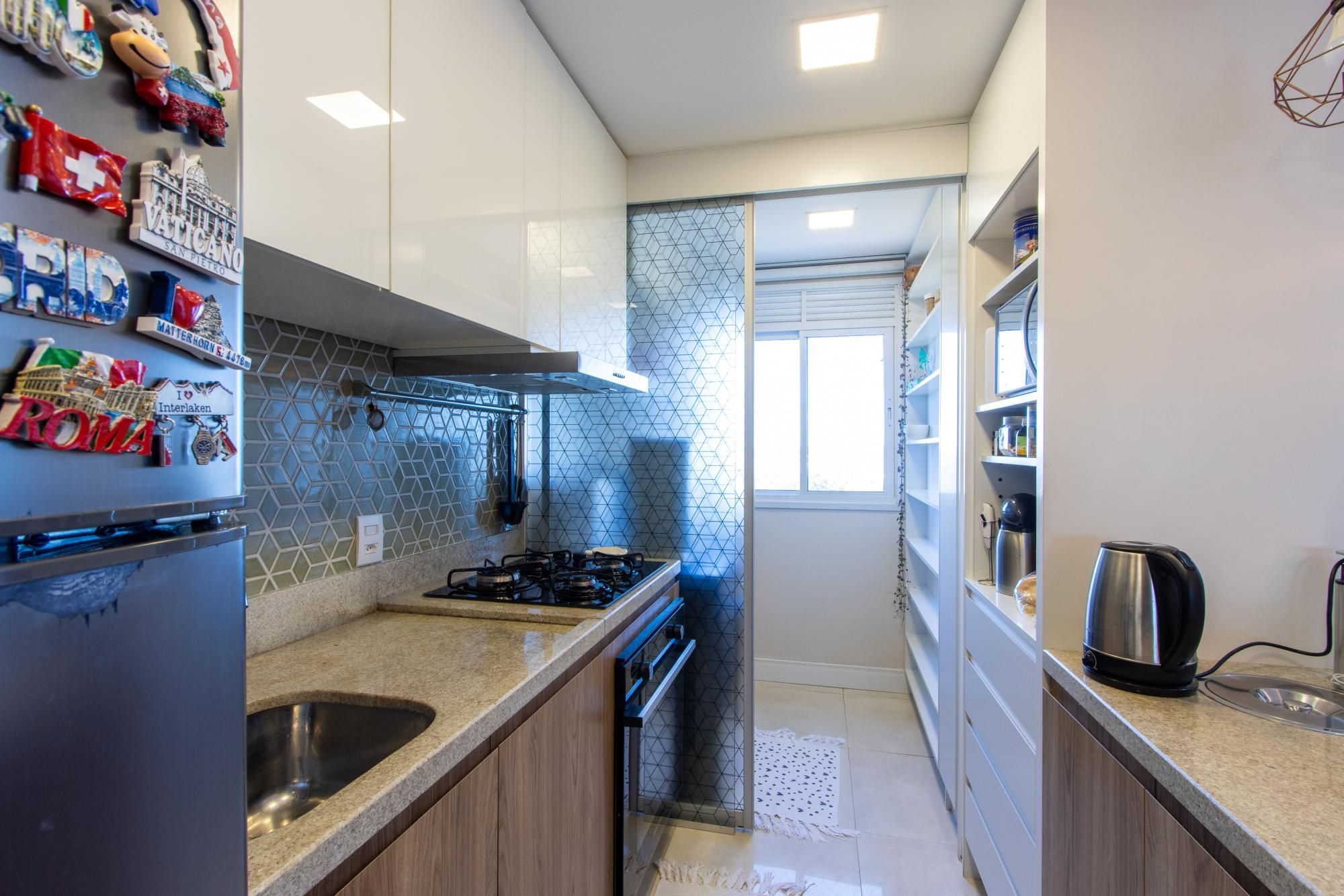 Apartamento à venda com 2 quartos, 64m² - Foto 9
