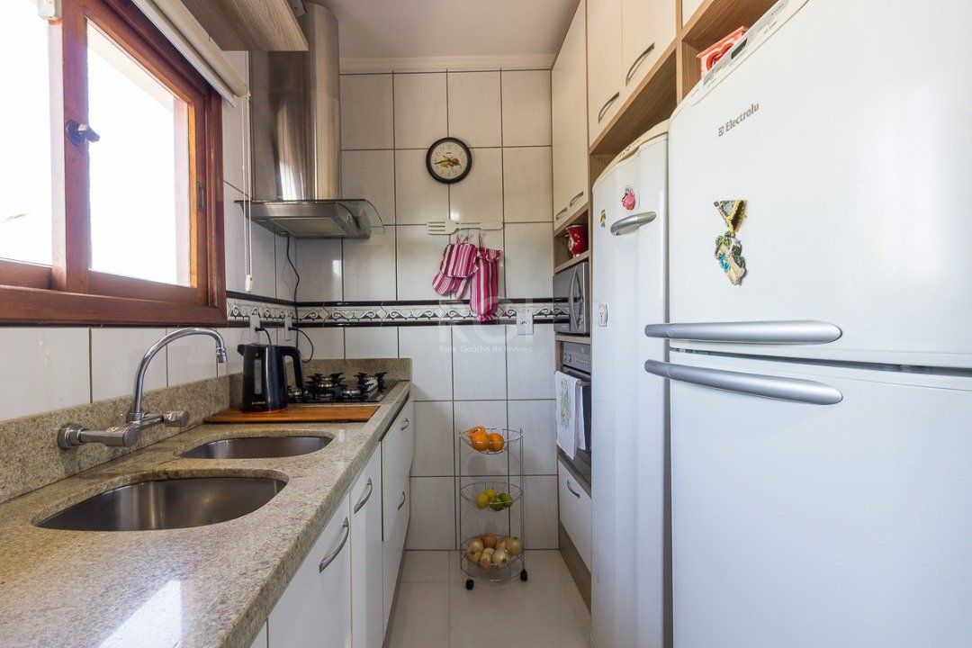 Casa de Condomínio à venda com 3 quartos, 191m² - Foto 15