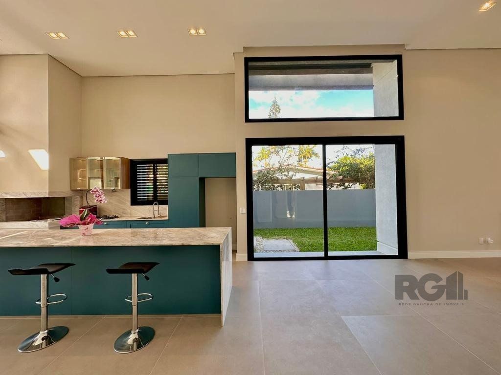 Casa, 4 quartos, 270 m² - Foto 11