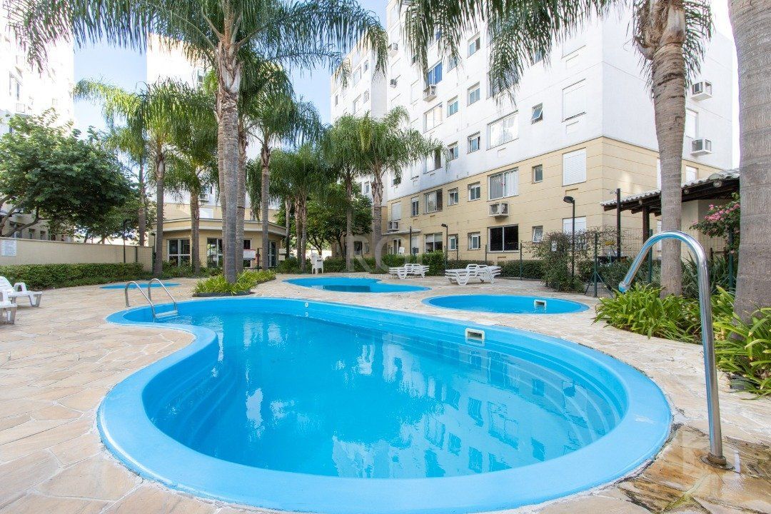 Apartamento à venda com 46m², 2 quartos, 1 vaga no bairro Cristal em Porto Alegre