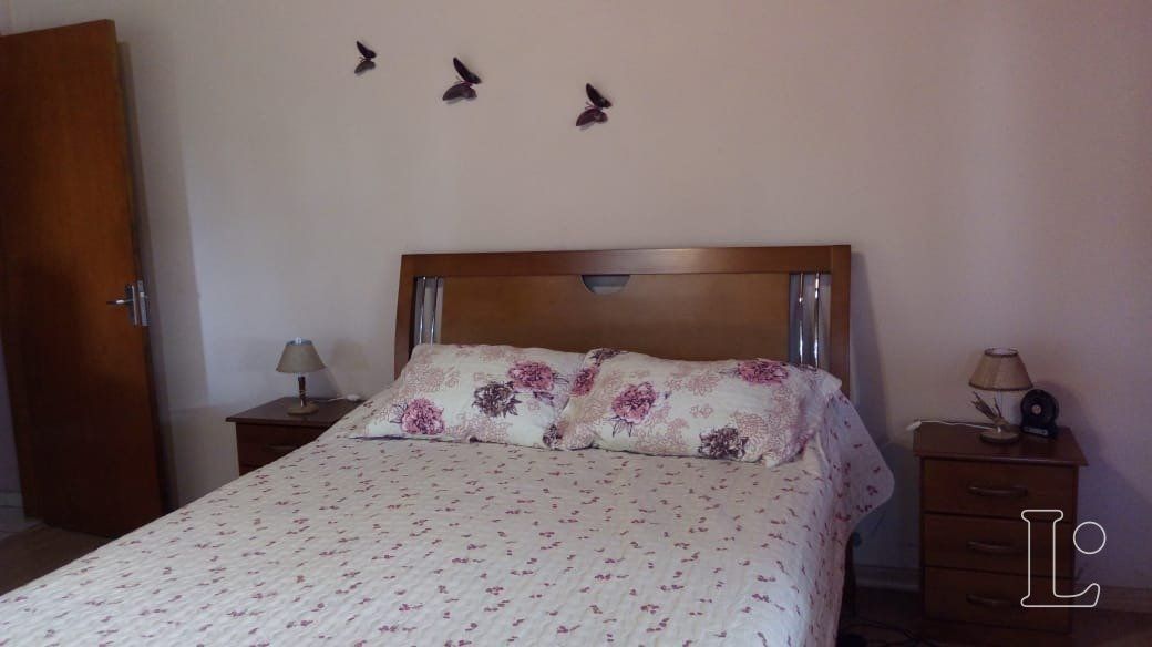 Casa à venda com 2 quartos, 223m² - Foto 9