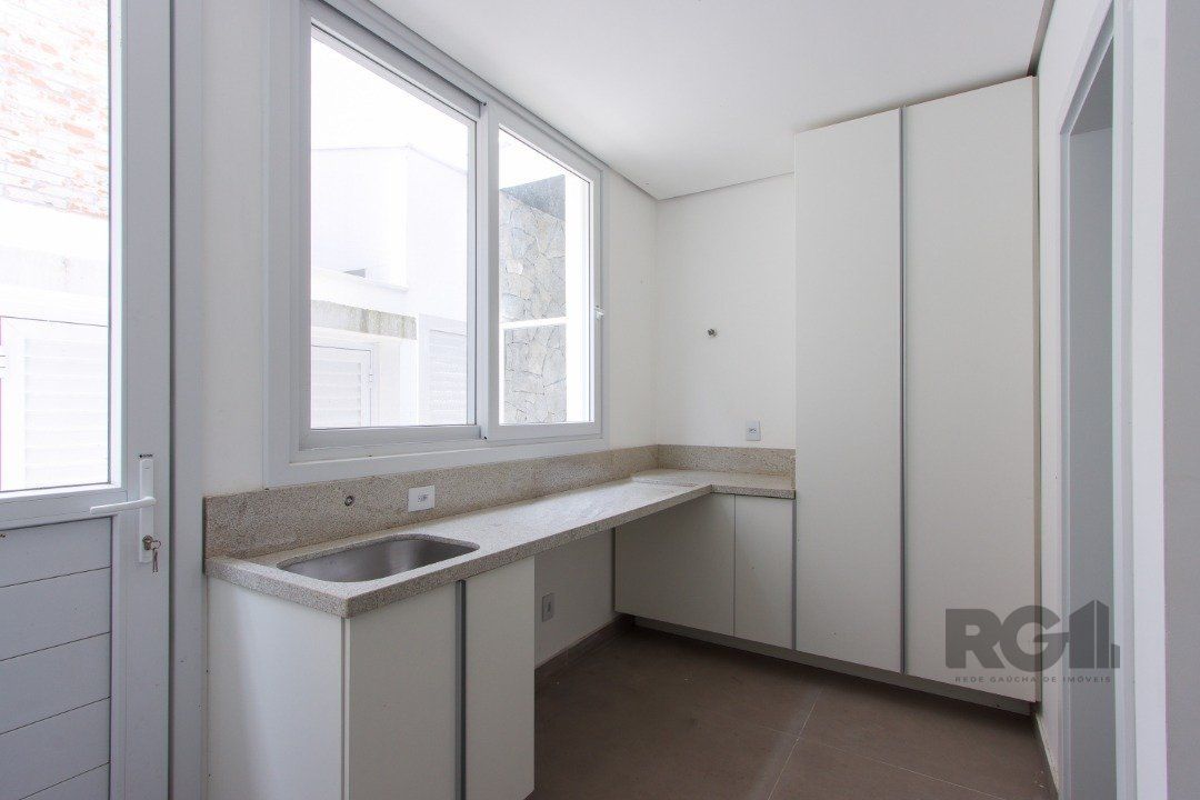 Casa de Condomínio à venda com 4 quartos, 300m² - Foto 12
