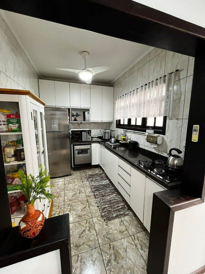 Casa, 3 quartos, 300 m² - Foto 10