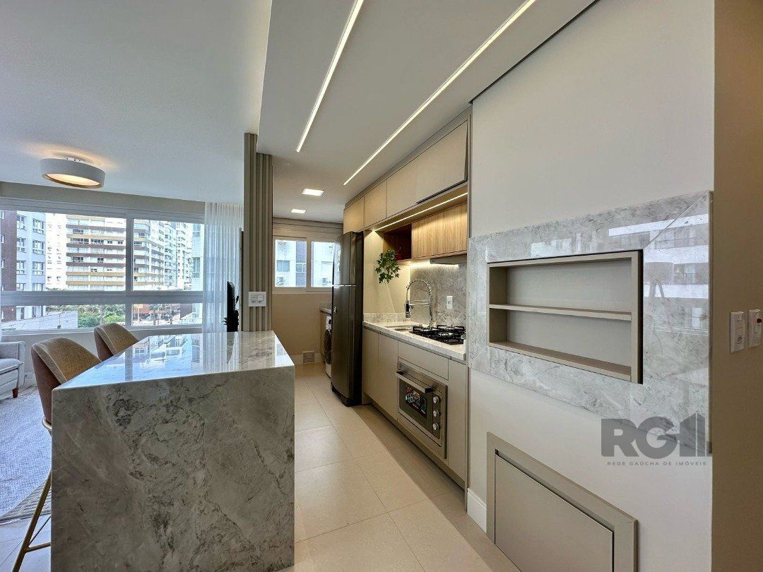 Apartamento à venda com 3 quartos, 95m² - Foto 13