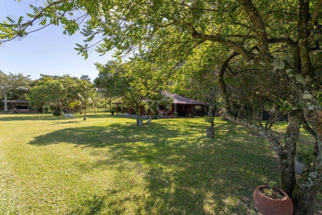 Sítio à venda com 3 quartos, 394m² - Foto 32