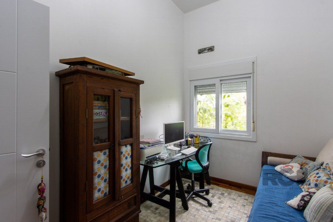Casa de Condomínio à venda com 4 quartos, 400m² - Foto 29