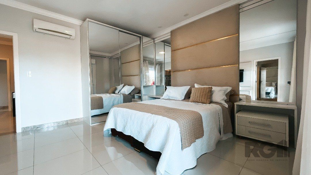 Casa de Condomínio à venda com 5 quartos, 291m² - Foto 11