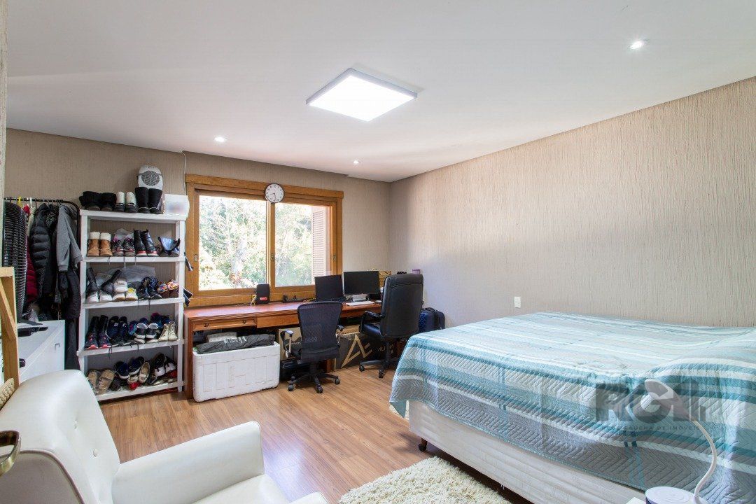 Casa de Condomínio à venda com 4 quartos, 226m² - Foto 29