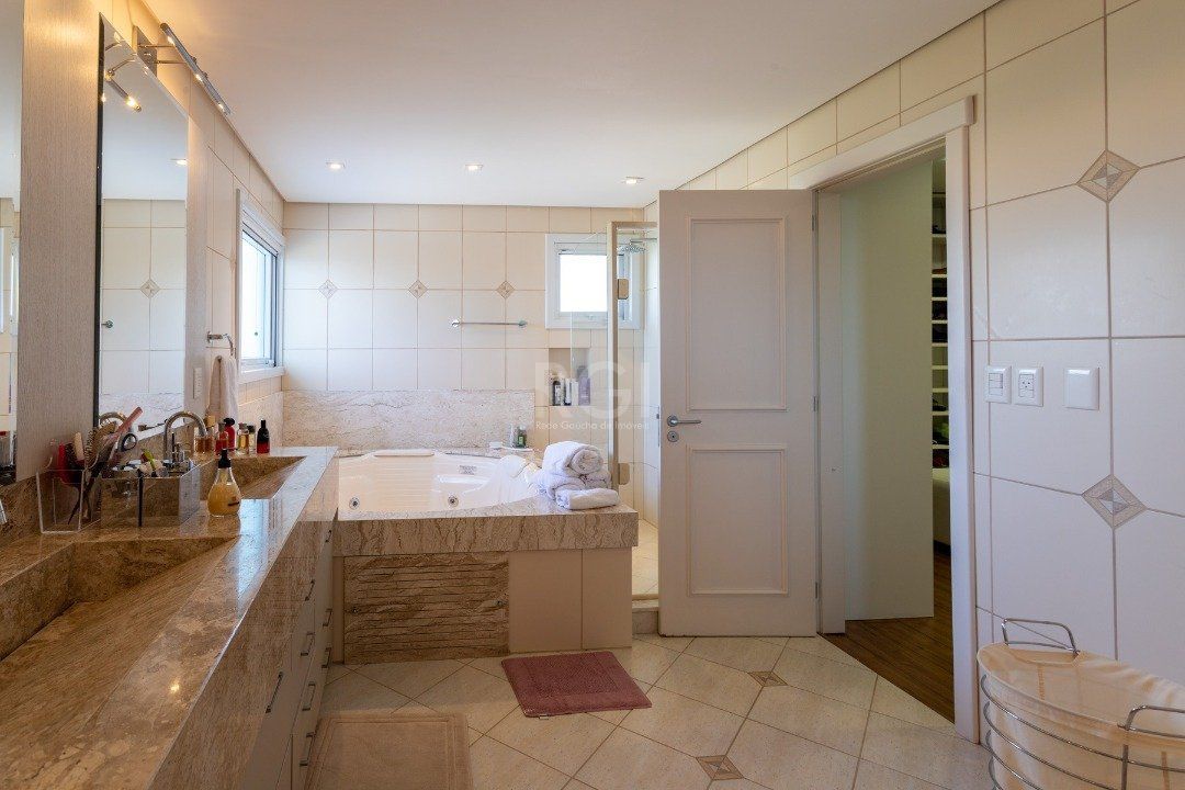 Casa de Condomínio à venda com 4 quartos, 587m² - Foto 58