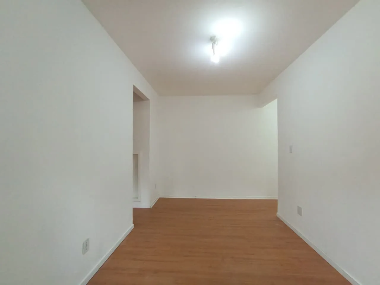 Apartamento 1 dormitório, á venda no bairro Santa Tereza em Porto Alegre.