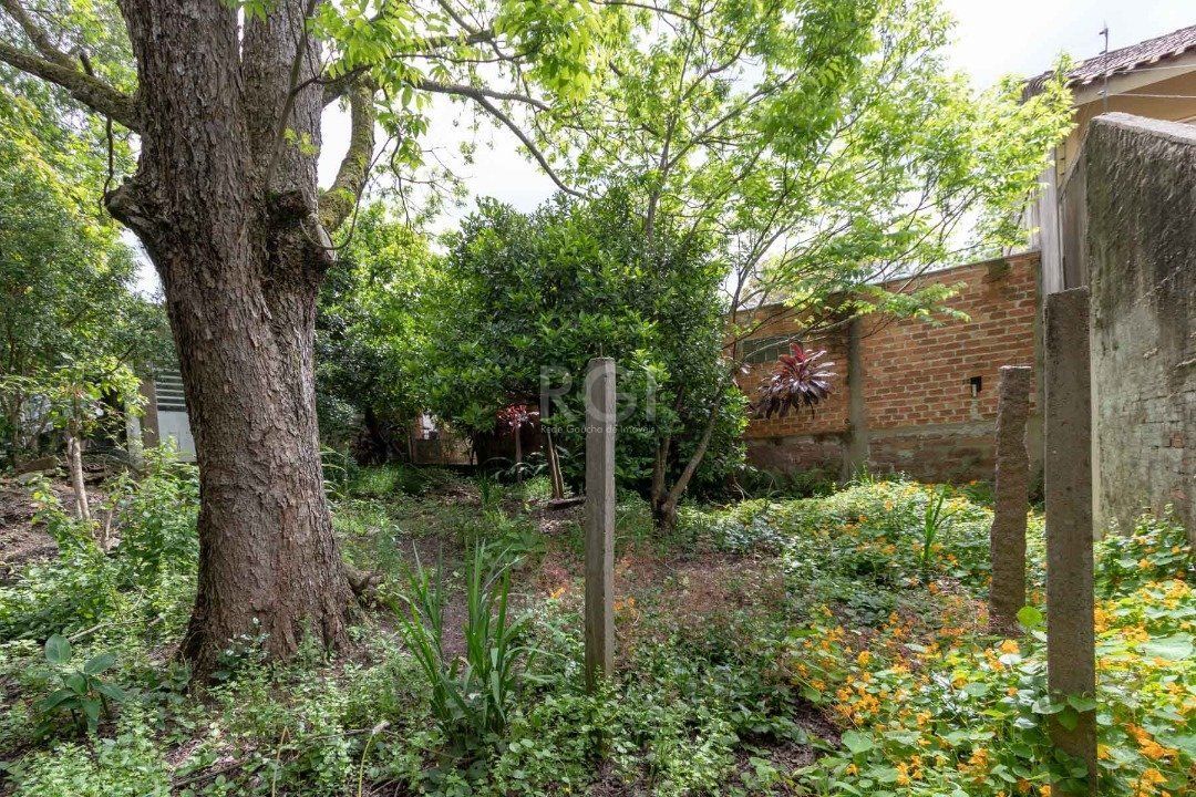 Casa à venda com 4 quartos, 200m² - Foto 14