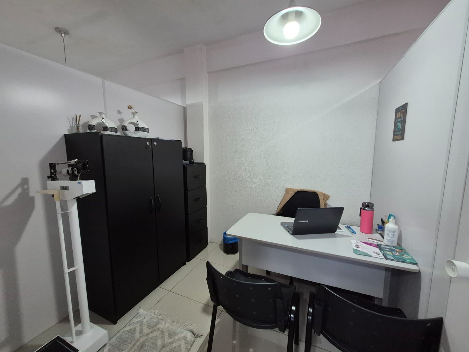 Conjunto Comercial-Sala à venda com 2 quartos, 29m² - Foto 1