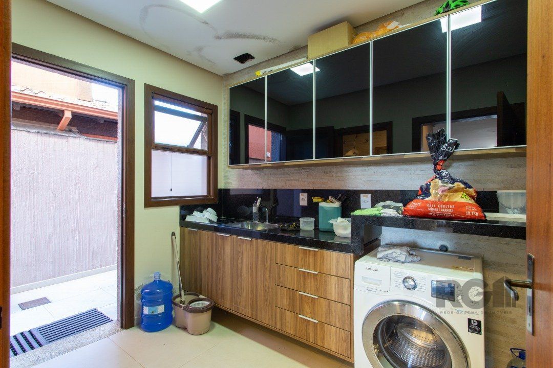 Casa de Condomínio à venda com 4 quartos, 226m² - Foto 23