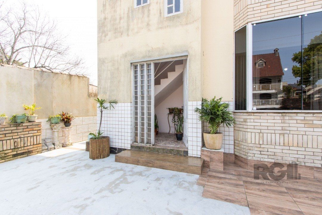 Casa à venda com 6 quartos, 288m² - Foto 36