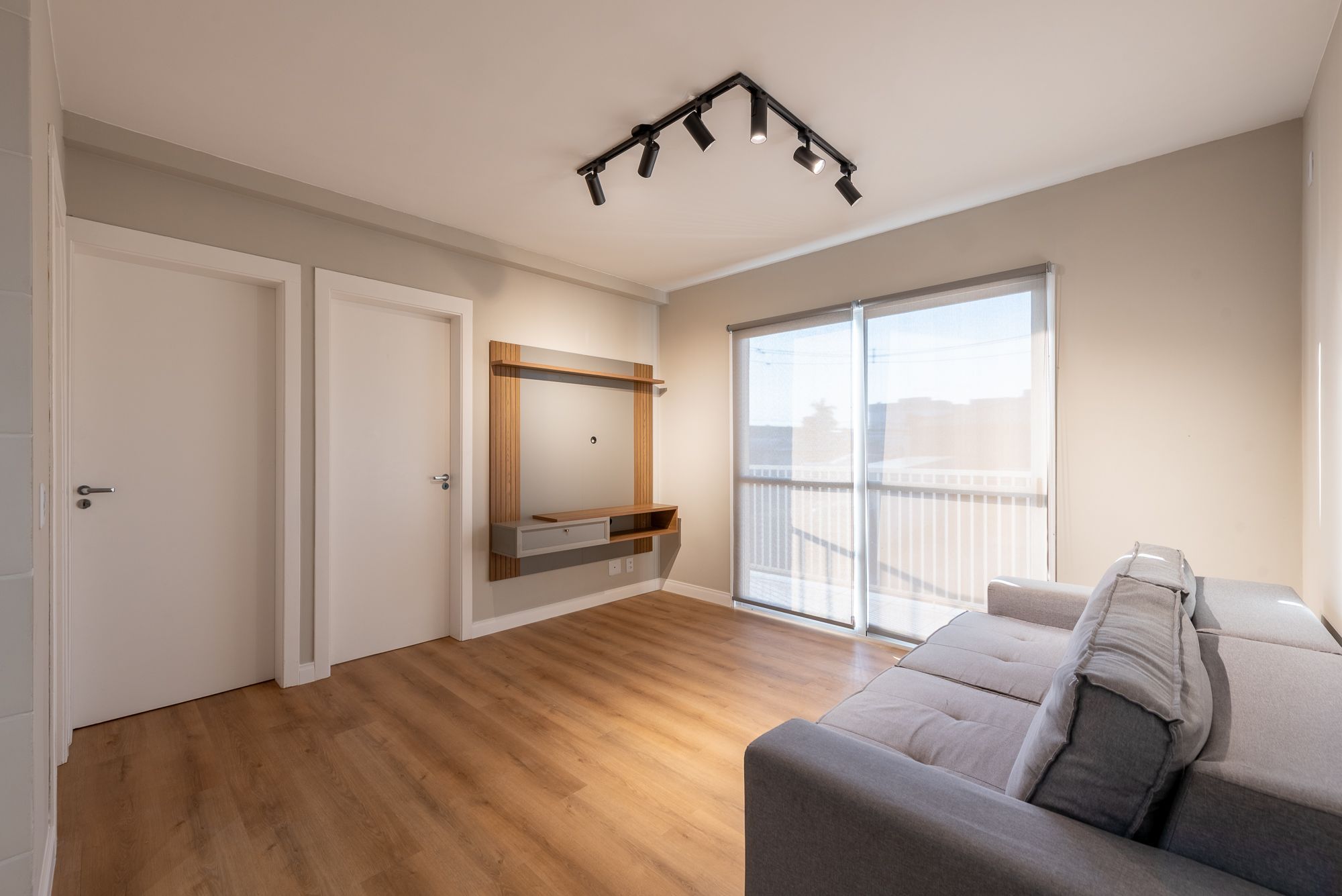 Oportunidade!! Apartamento todo reformado em Cachoeirinha!!