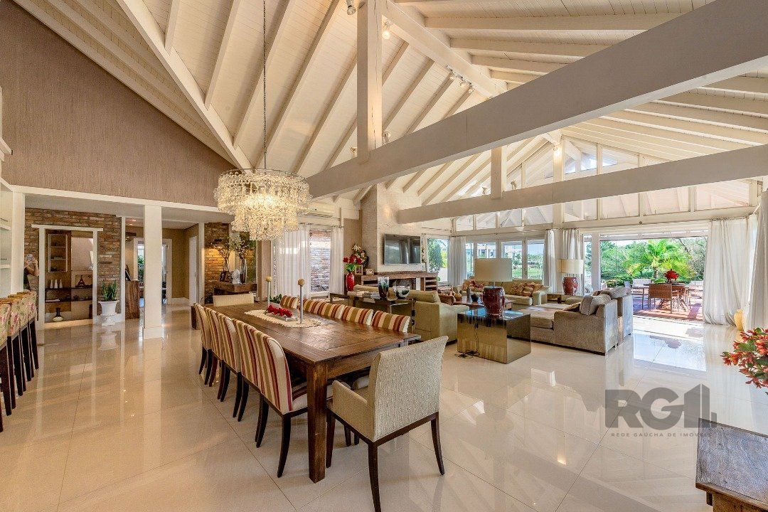 Casa de Condomínio à venda com 3 quartos, 460m² - Foto 2