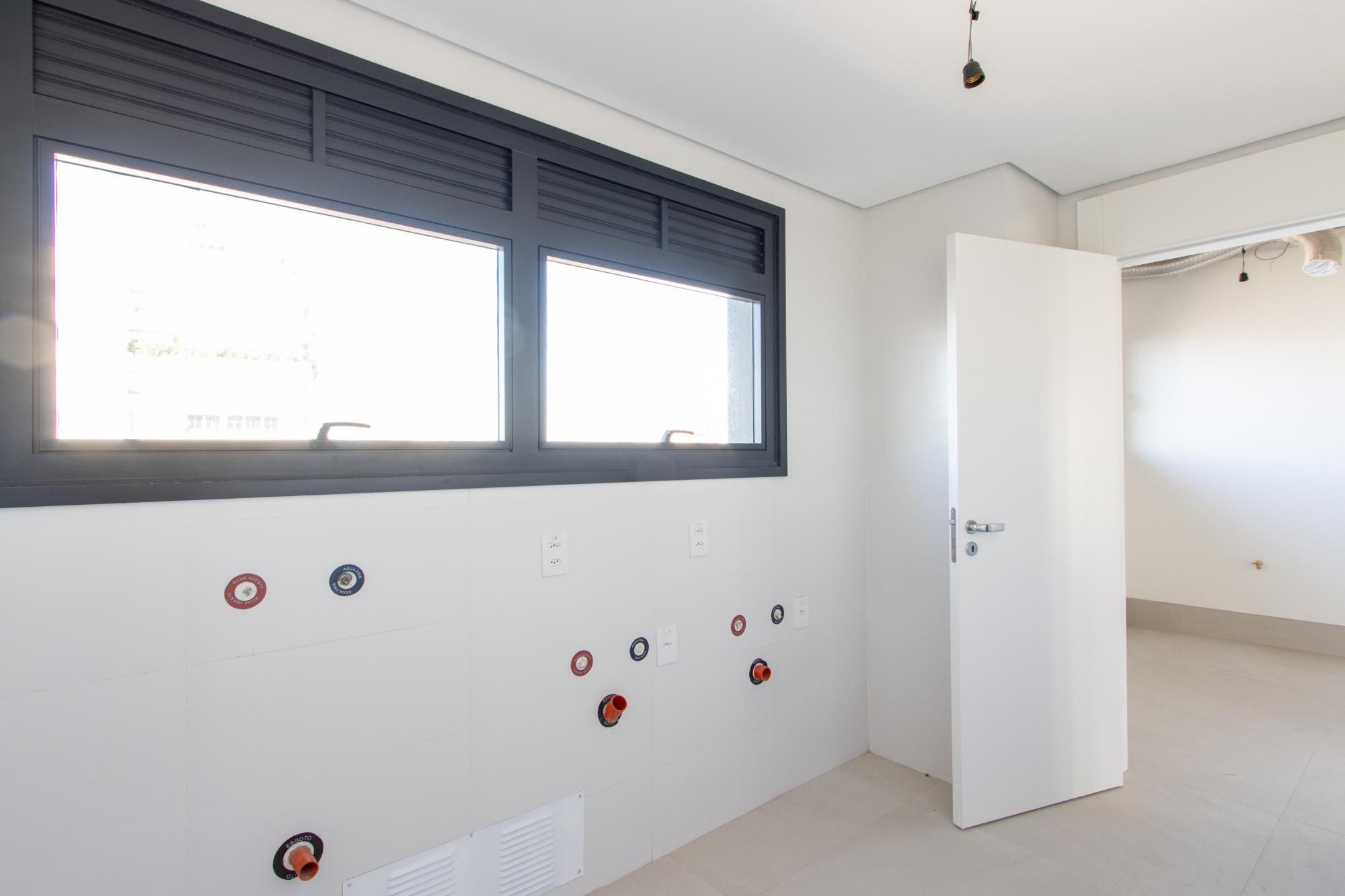 Apartamento à venda com 3 quartos, 209m² - Foto 18
