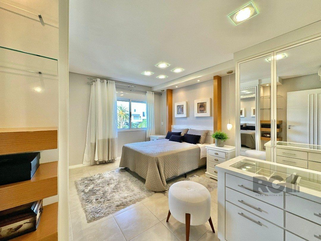 Casa de Condomínio à venda com 5 quartos, 323m² - Foto 15