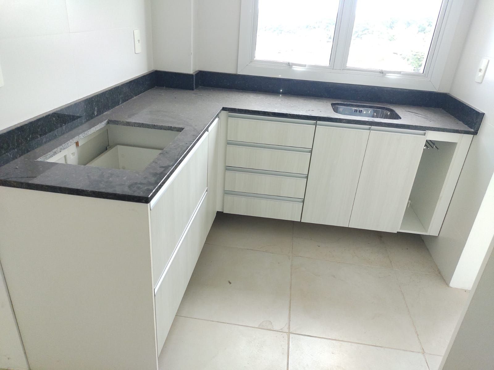 Apartamento à venda com 2 quartos, 100m² - Foto 34