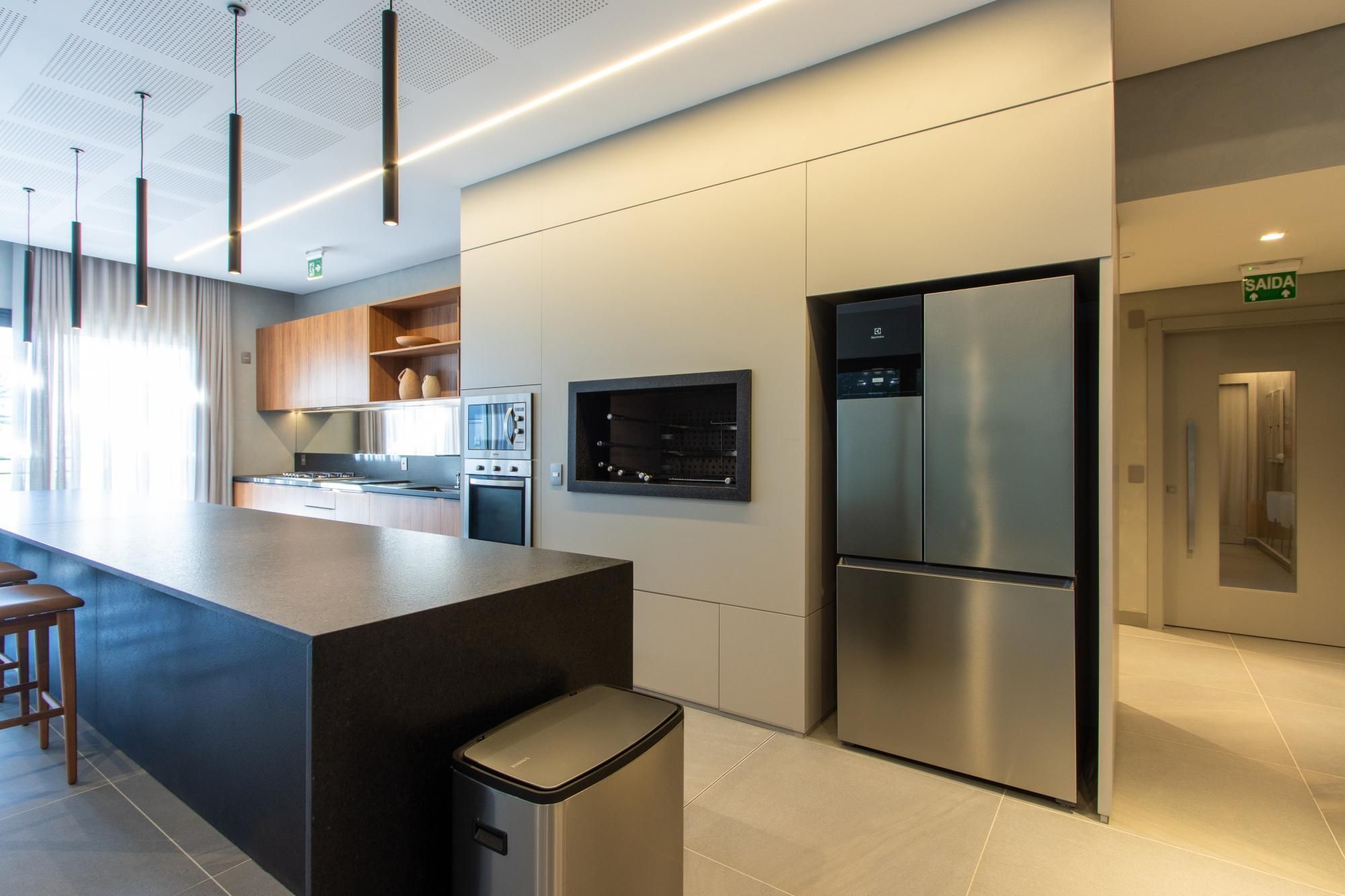 Apartamento à venda com 3 quartos, 209m² - Foto 46